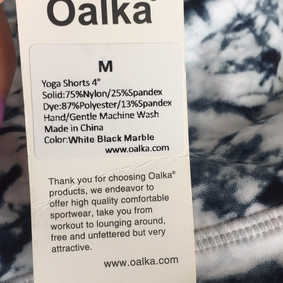 Marble Athletic/Yoga High Waisted Shorts w/ pocket - Picture 4 of 4